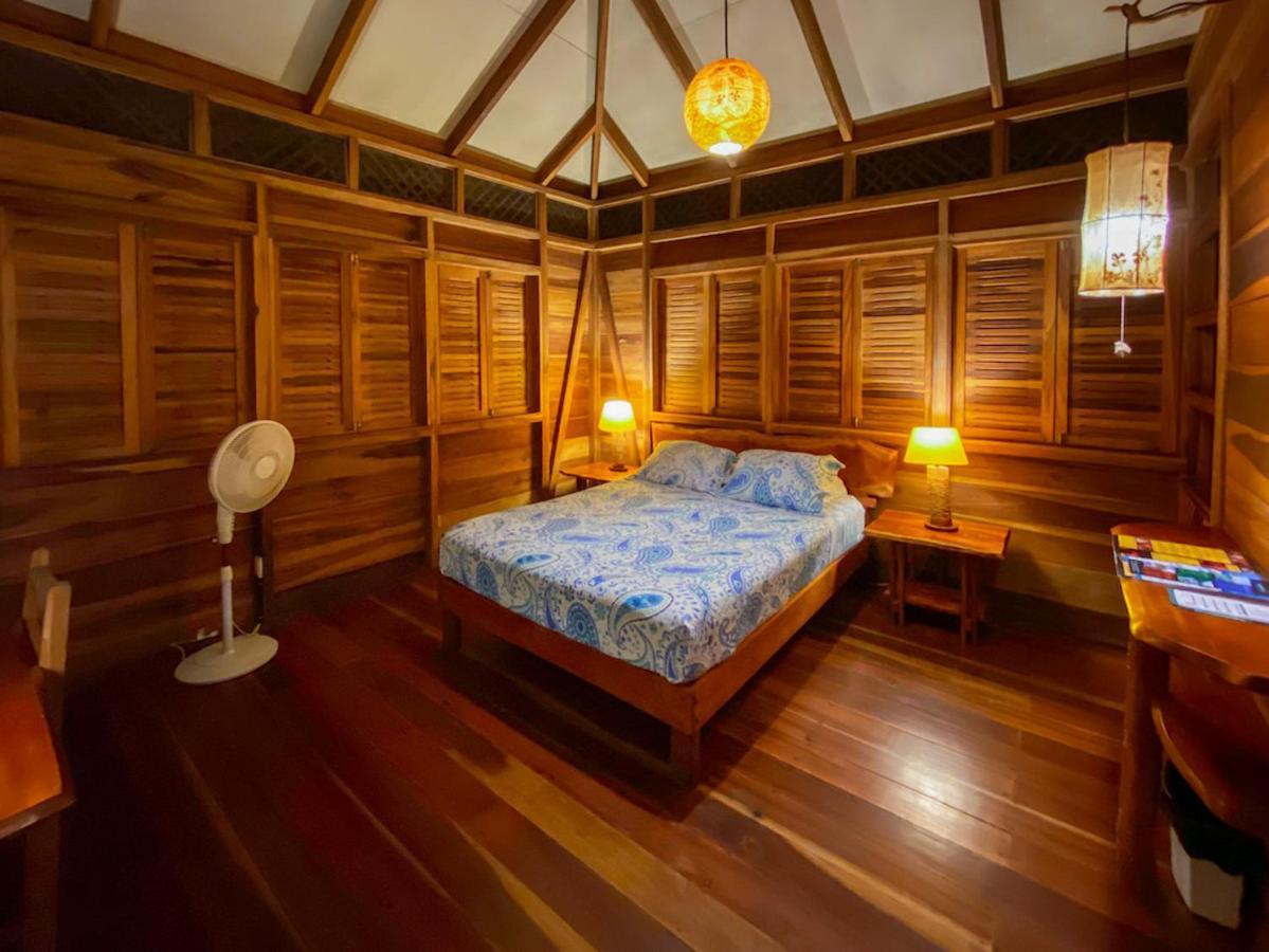 Finca Chica Lodge & Villas Puerto Viejo de Talamanca Bagian luar foto